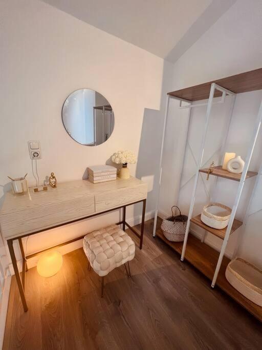 Amalfi Home - Stylish Apartment With Terrace Schönefeld Exteriér fotografie