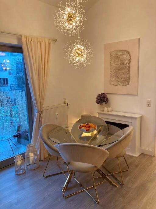 Amalfi Home - Stylish Apartment With Terrace Schönefeld Exteriér fotografie
