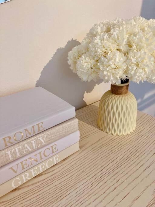 Amalfi Home - Stylish Apartment With Terrace Schönefeld Exteriér fotografie