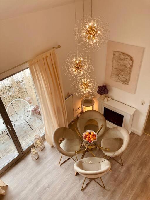 Amalfi Home - Stylish Apartment With Terrace Schönefeld Exteriér fotografie